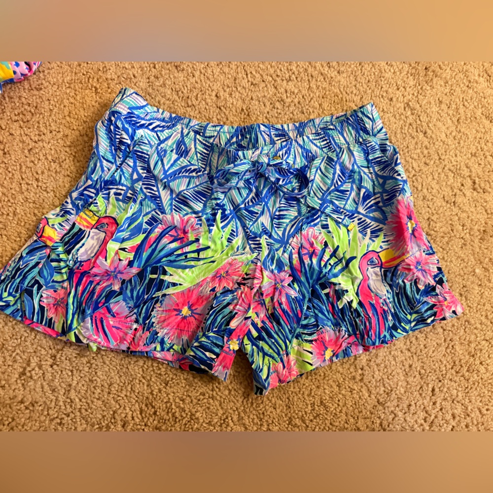 Lilly Pulitzer Katia Shorts in Bennet Blue Let’s Mango